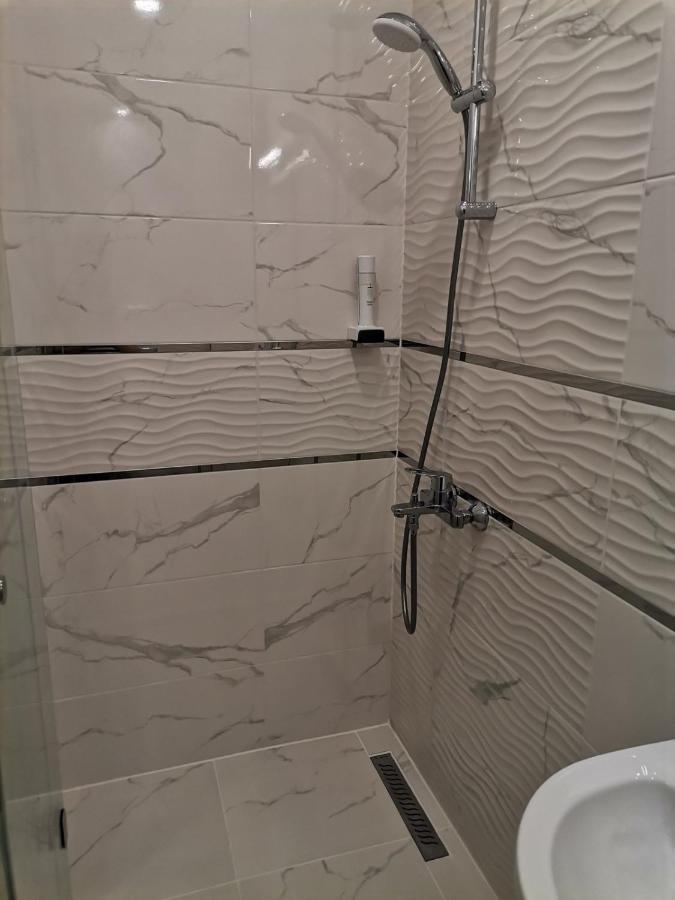 Family Boutique Residence-Free Parking Велико Търново Екстериор снимка