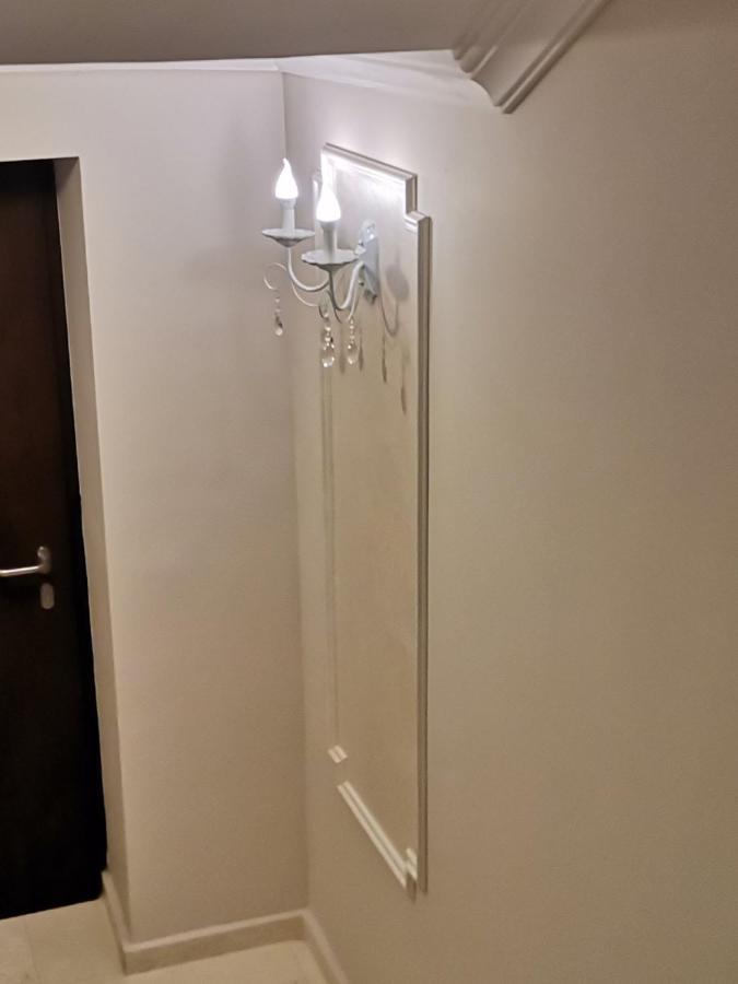 Family Boutique Residence-Free Parking Велико Търново Екстериор снимка