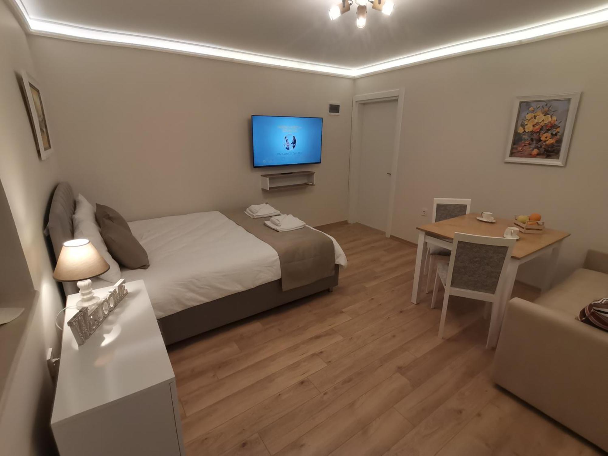Family Boutique Residence-Free Parking Велико Търново Екстериор снимка